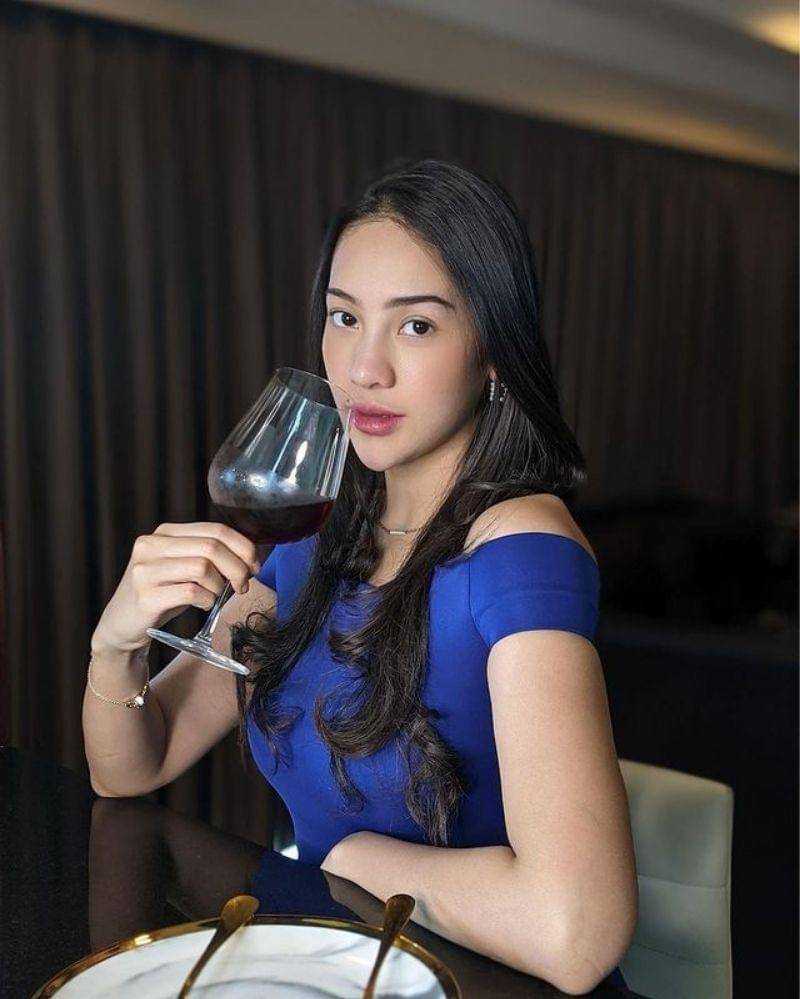 Instagram.com/anyageraldine