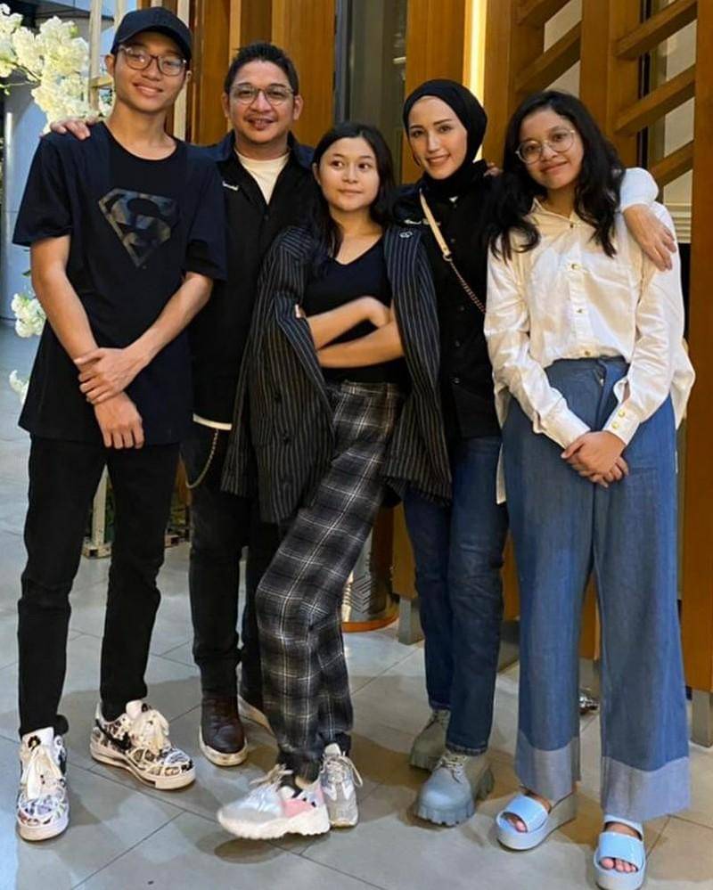 Instagram/adeliapasha