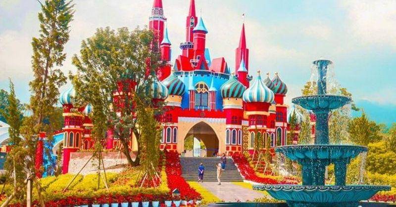 Instagram.com/florawisata_dcastello