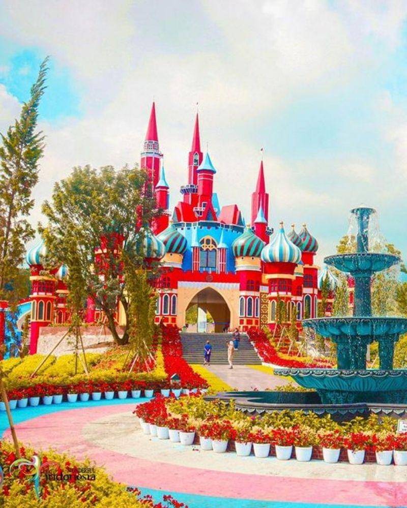 Instagram.com/florawisata_dcastello