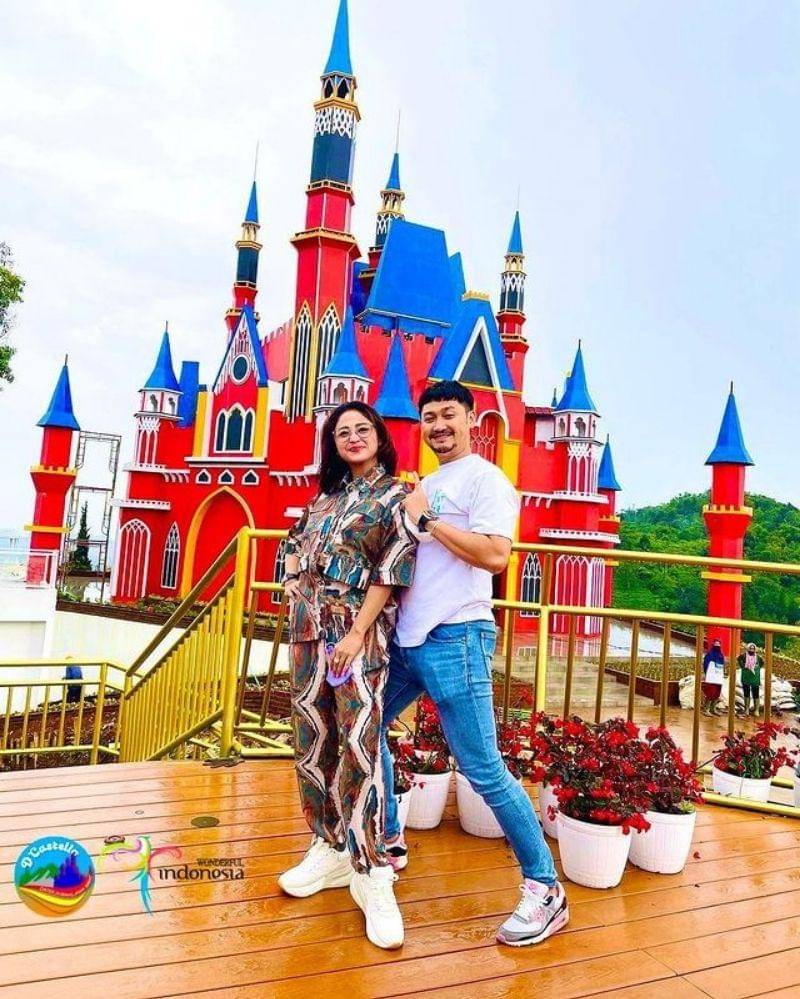 Instagram.com/florawisata_dcastello