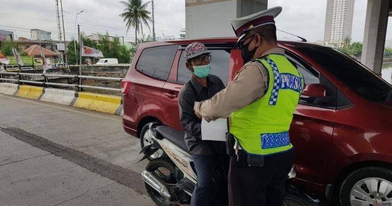 Twittter.com/TMCPoldaMetro