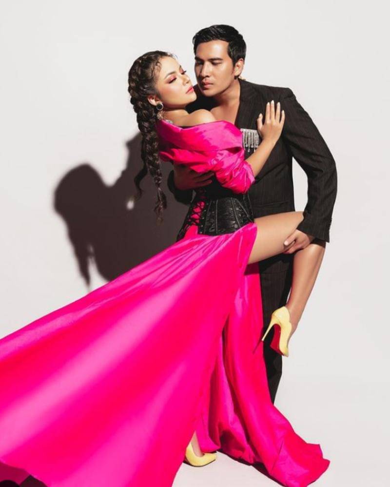 Instagram.com/dinar_candy