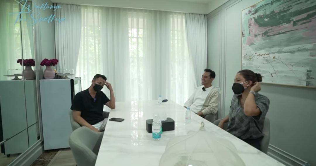 Youtube.com/The Sinathrya