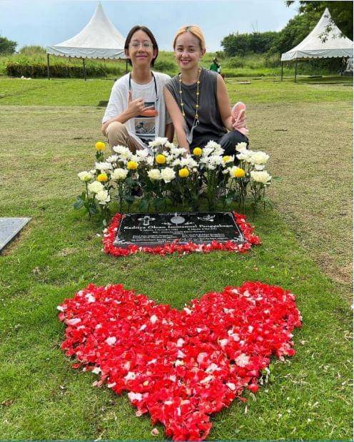 Instagram.com/zurielparis