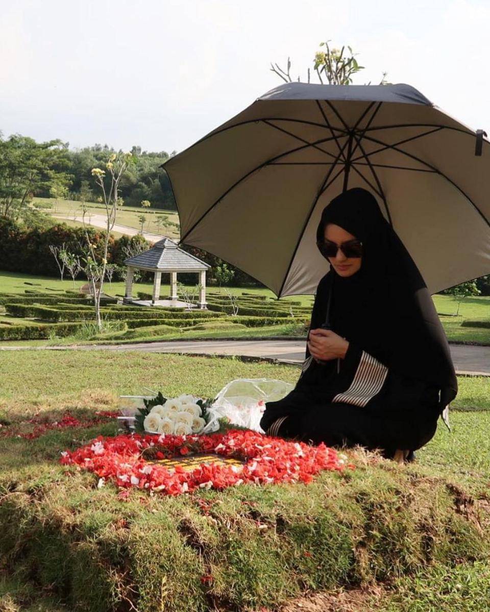 Instagram.com/ririnekawati