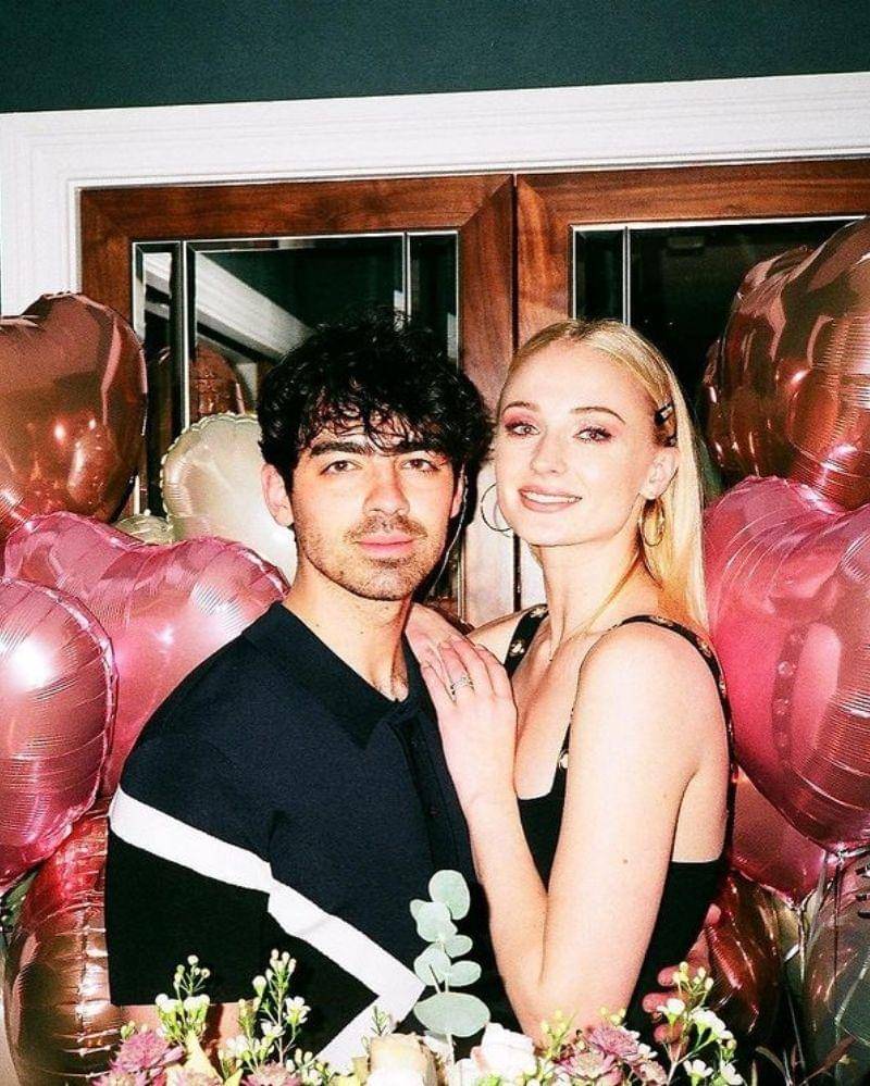 Instagram.com/@sophiet