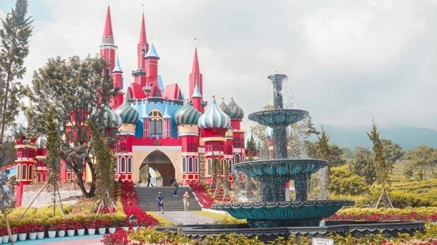 Instagram.com/florawisata_dcastello