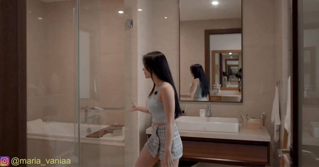Youtube.com/MARIA VANIA