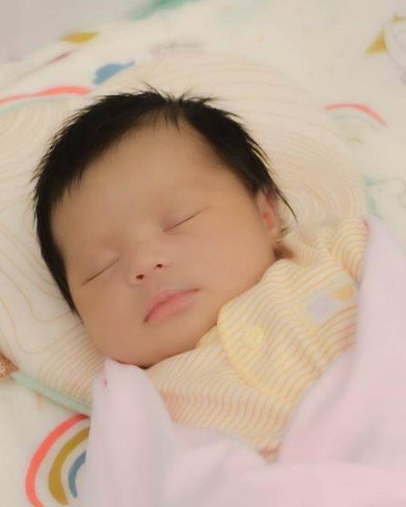 Instagram.com/aurelie.hermansyah