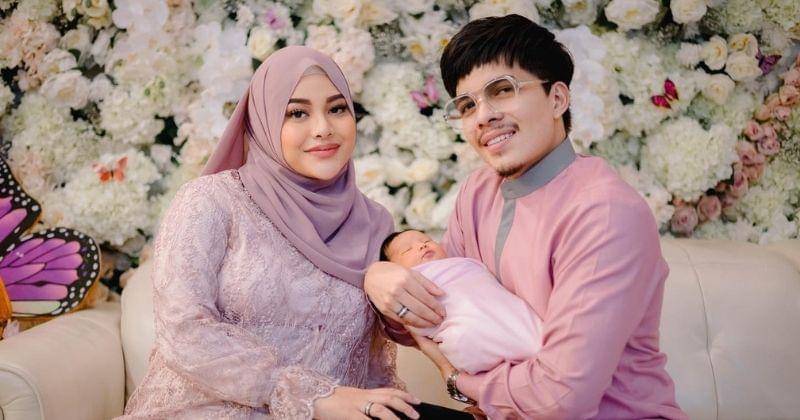 Instagram.com/ameenaatta