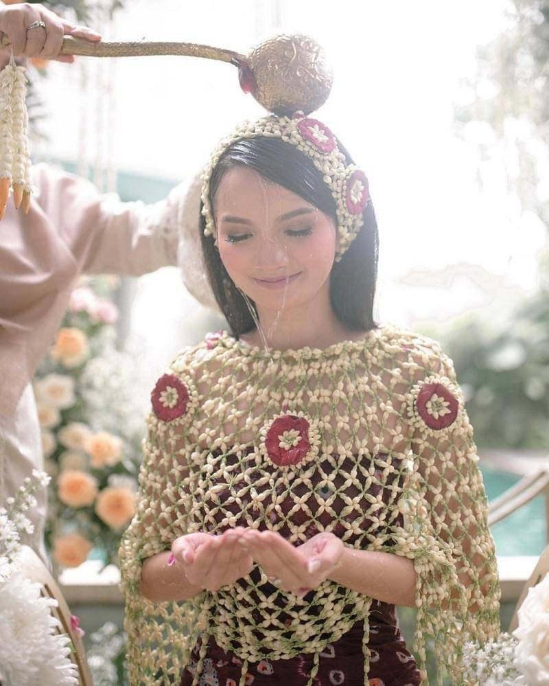 instagram.com/sabrinaanggraini