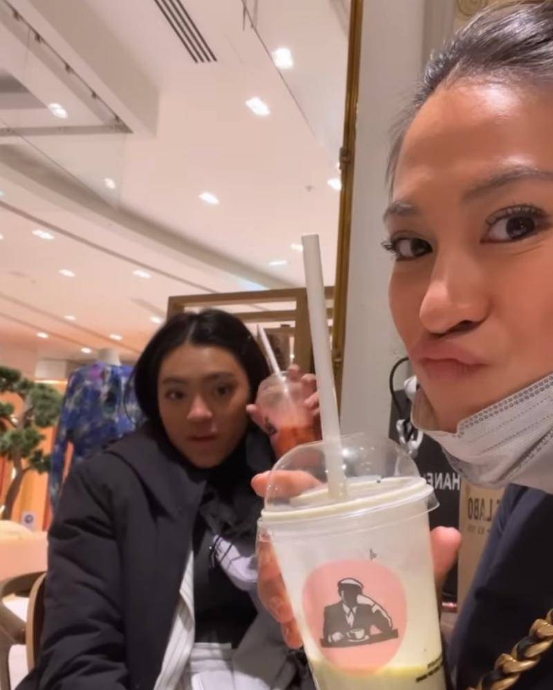 Instagram.com/tynadwijayanti