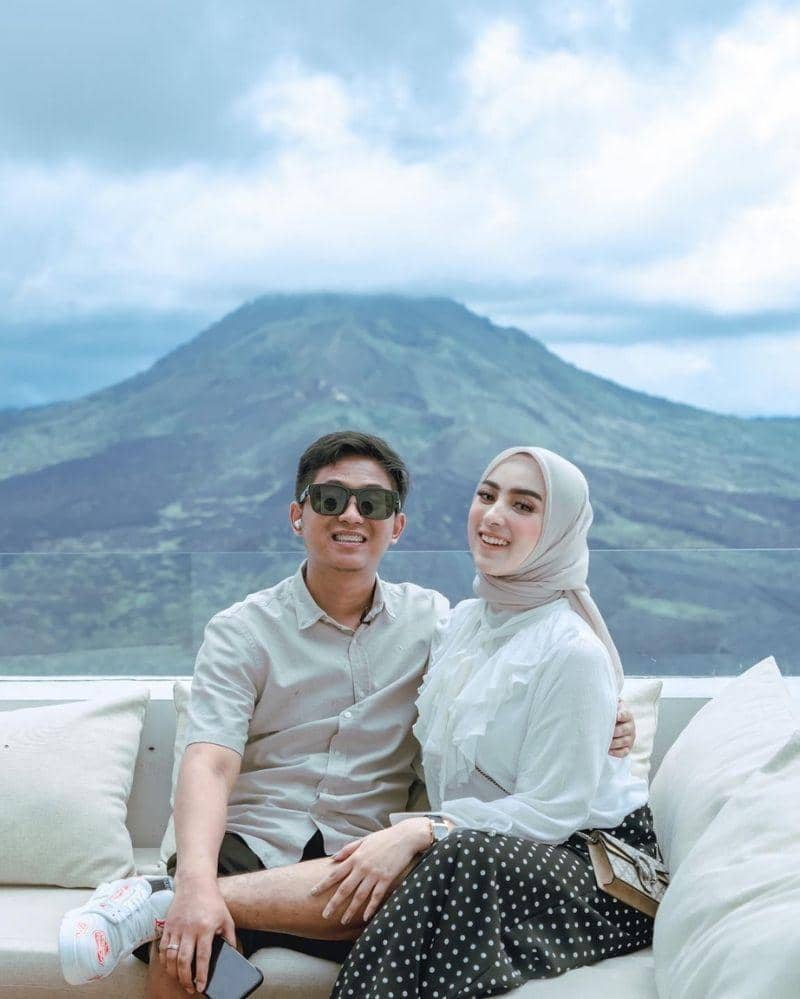 Instagram.com/dinanfajrina