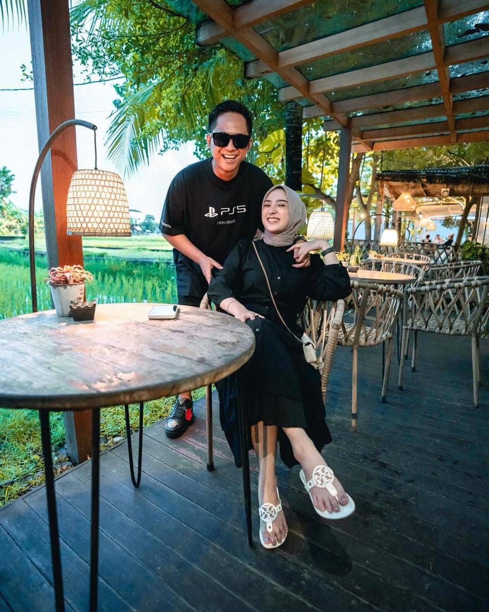 Instagram.com/dinanfajrina