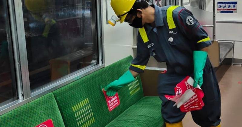 Twitter.com/CommuterLine