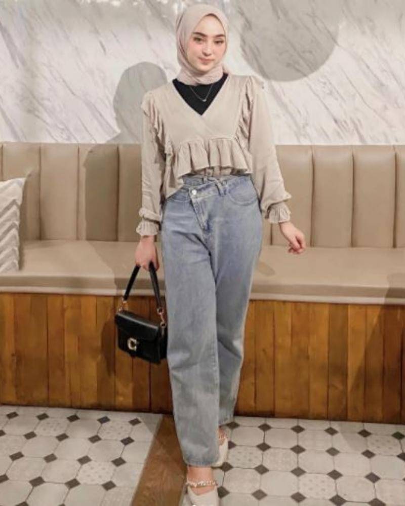 Instagram.com/dinanfajrina