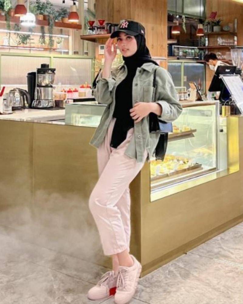 Instagram.com/dinanfajrina