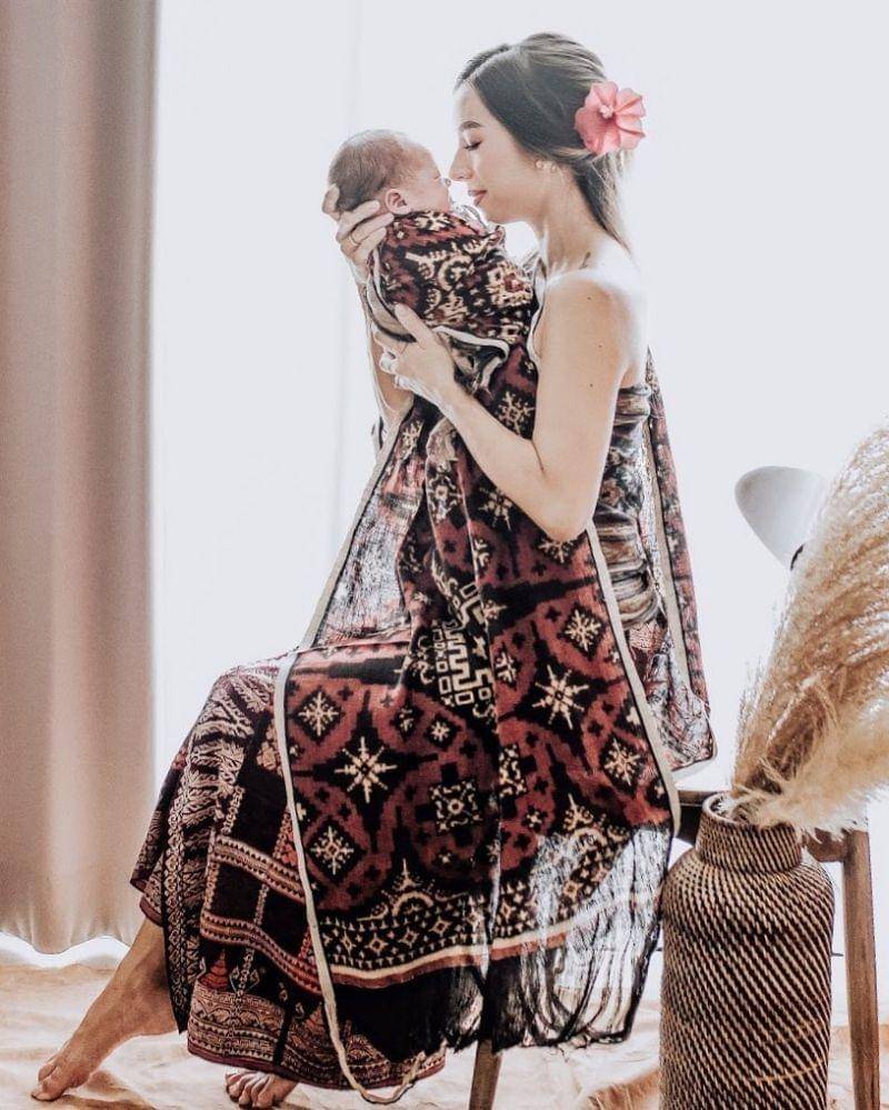 Instagram.com/jenniferbachdim