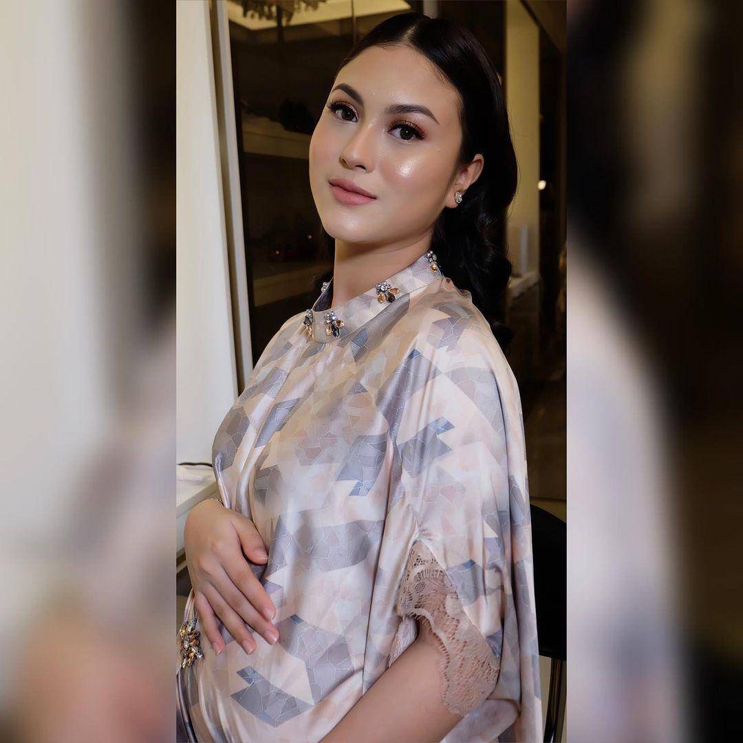 Instagram.com/marcelladaryanani