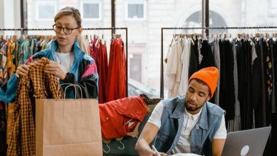 Pexels/mart-production