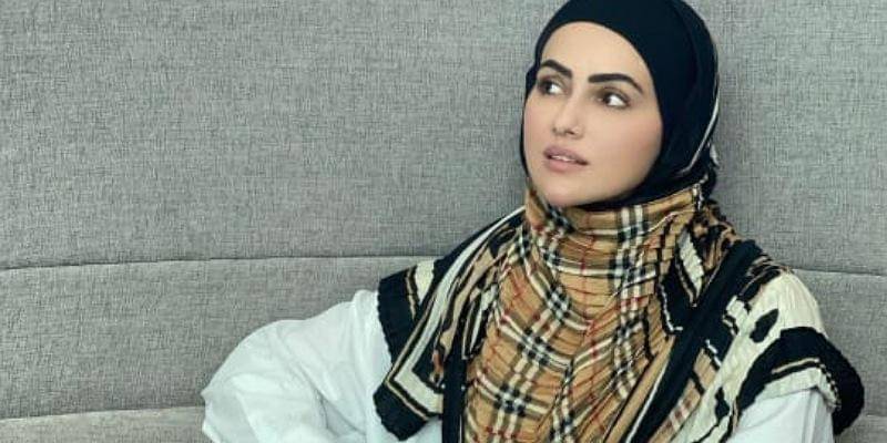 Instagram/sanakhaan21