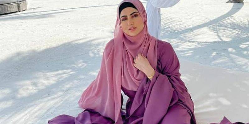 Instagram/sanakhaan21