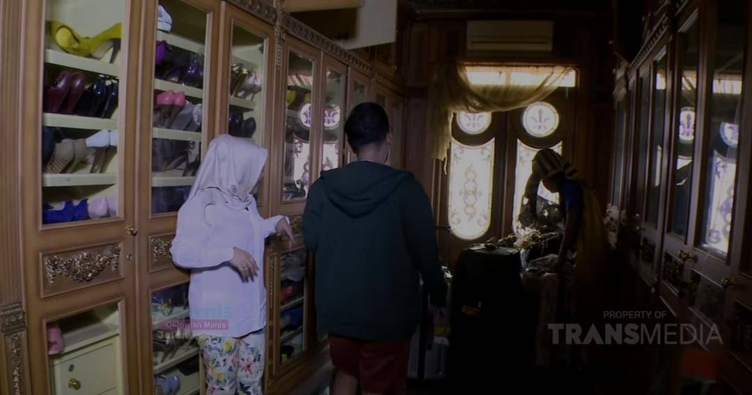 Youtube.com/TRANS TV Official