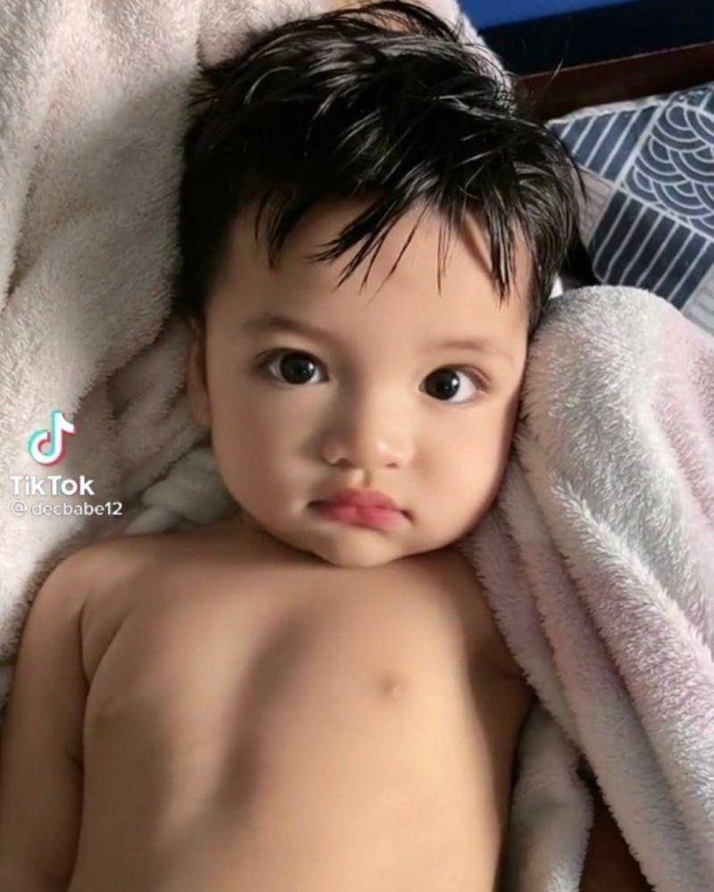 Tiktok.com/@decbabe12