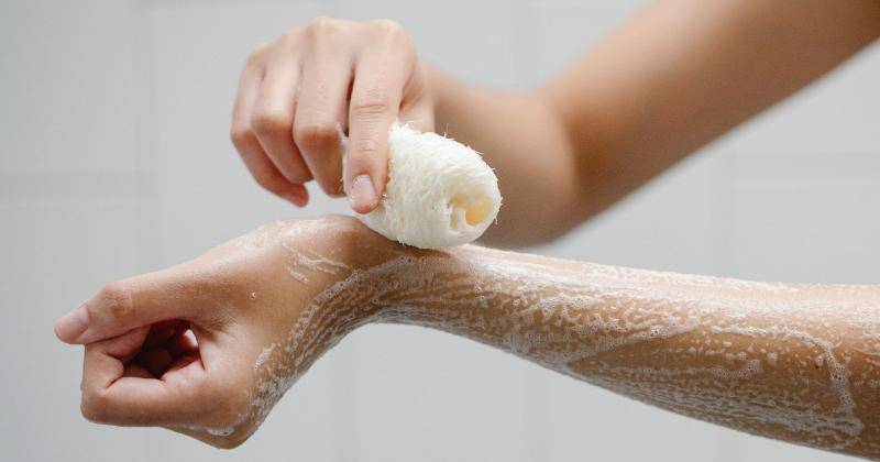 7 Hal yang Membuat Mandi Wajib Tidak Sah