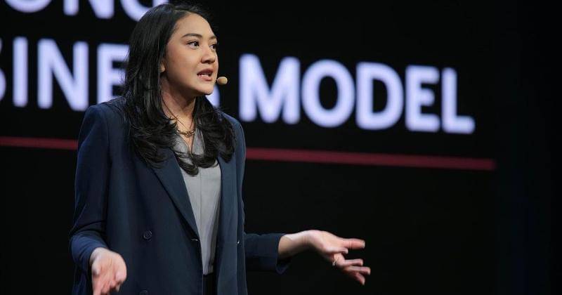 Instagram.com/putri_tanjung