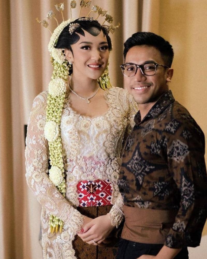 Instagram.com/putri_tanjung