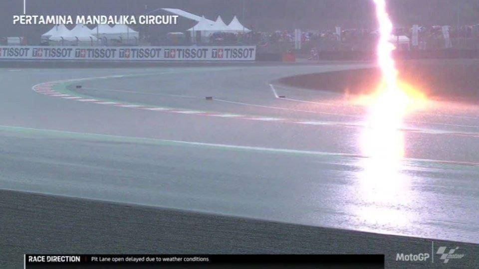 Twitter.com/historia_id