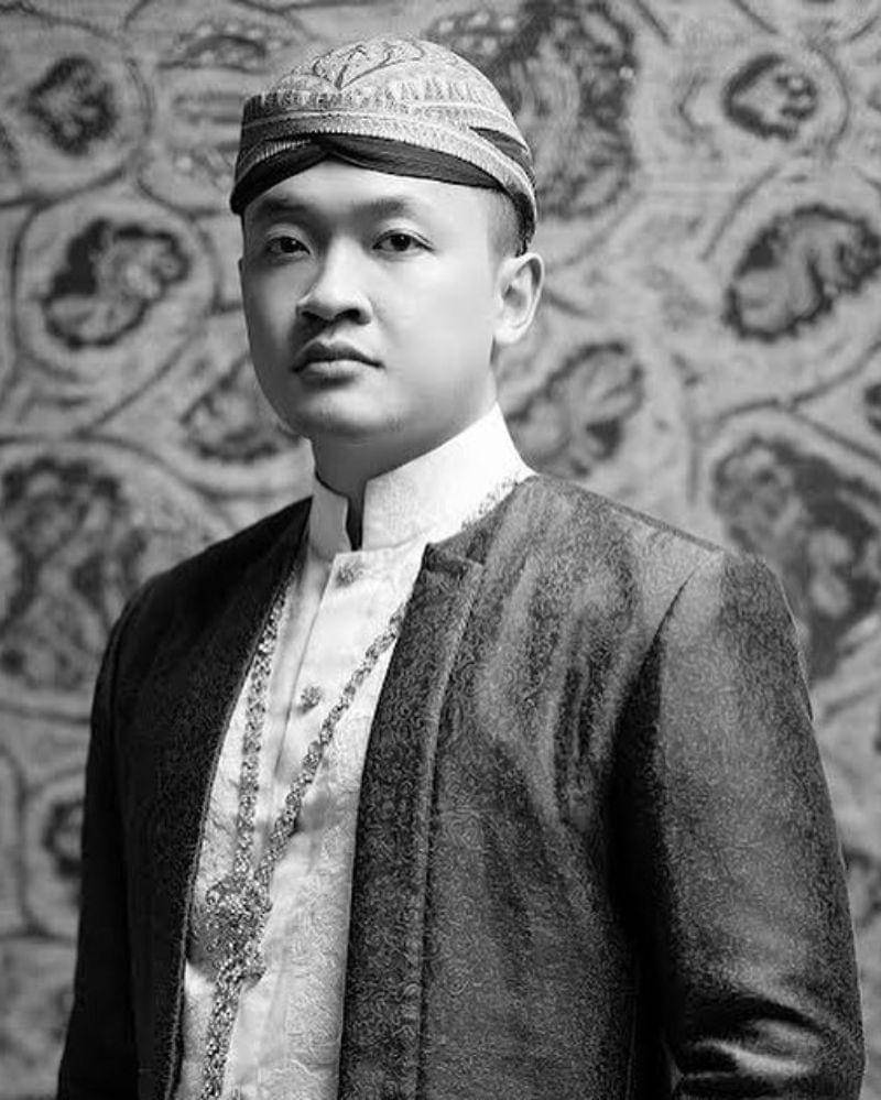 Instagram.com/putri_tanjung