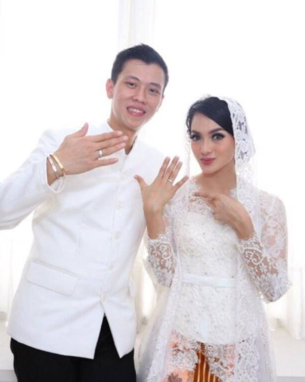 Instagram.com/ririnekawati