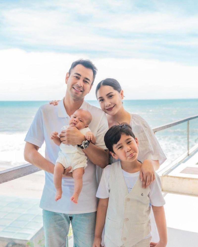 Instagram.com/@raffinagita1717