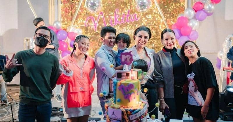 instagram.com/nikitamirzanimawardi_172