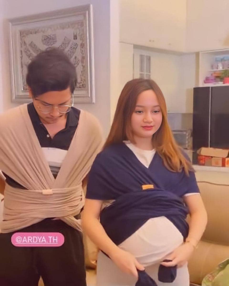 Instagram.com/nandaarsynt