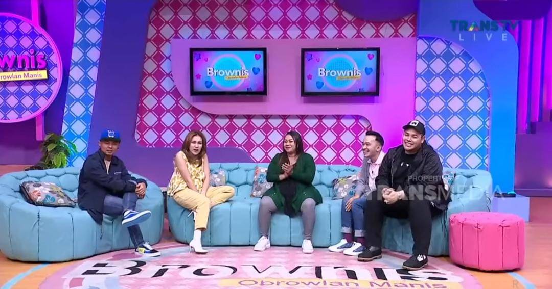 Youtube.com/TRANS TV Official