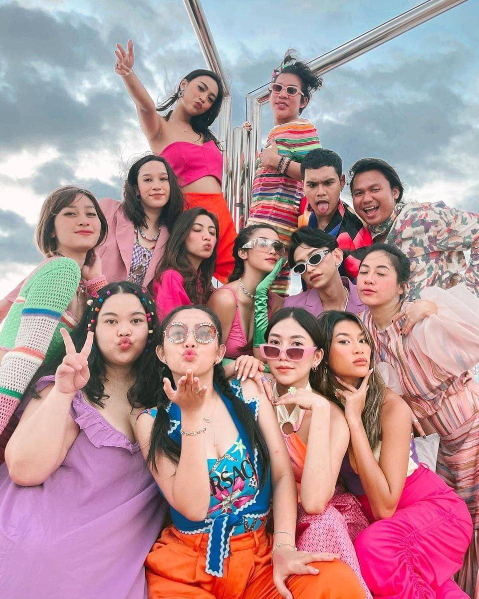 Instagram.com/rachelvennya