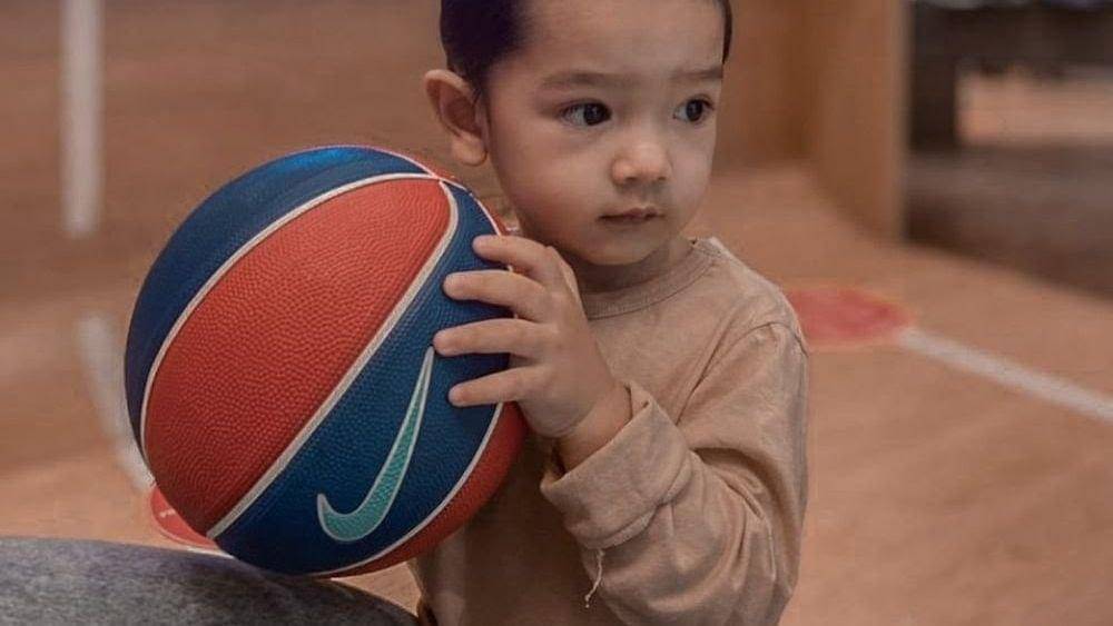 Instagram.com/arya.saloka