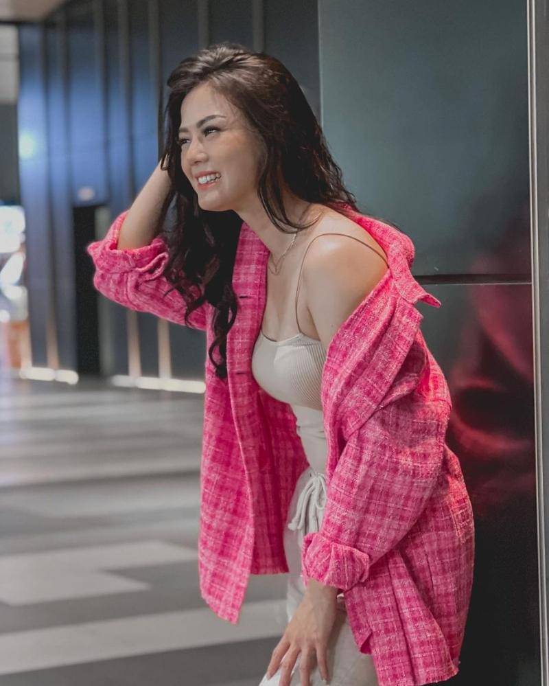 Instagram.com/nitagunawan09