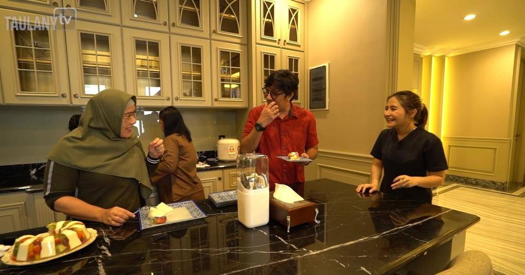 Youtube.com/TAULANY TV