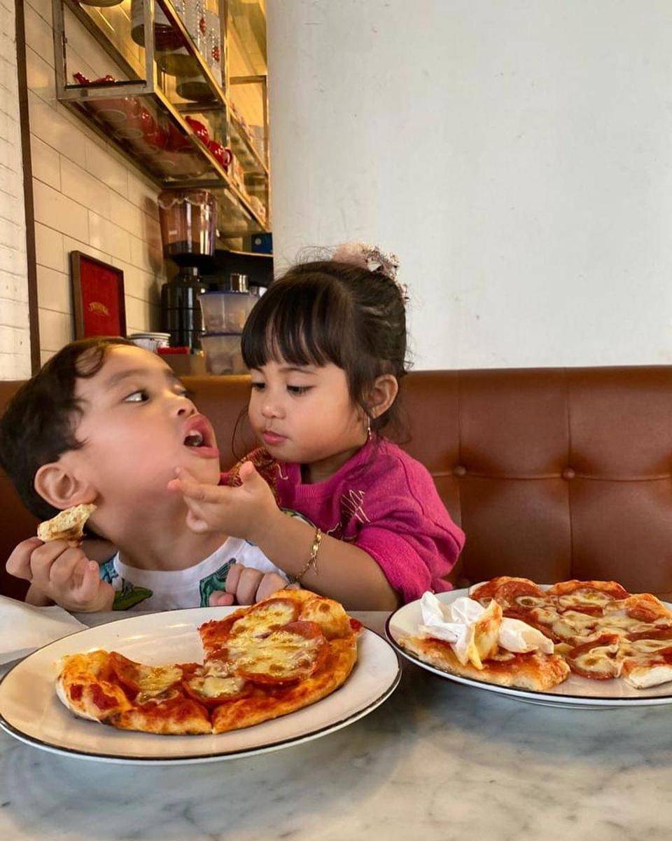 Instagram.com/Rachelvennya