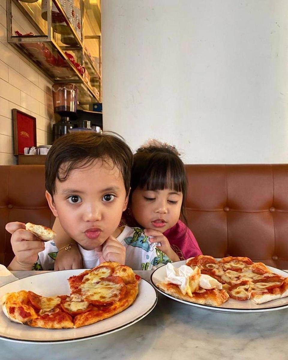 Instagram.com/Rachelvennya