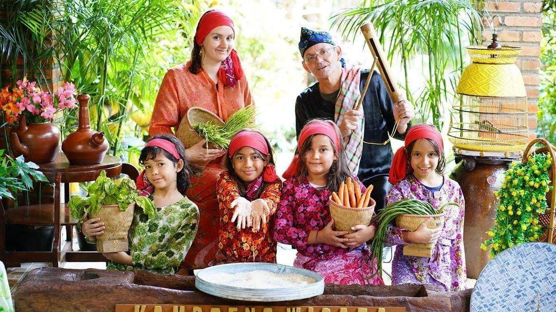 Instagram.com/kampoengwisatacinangneng