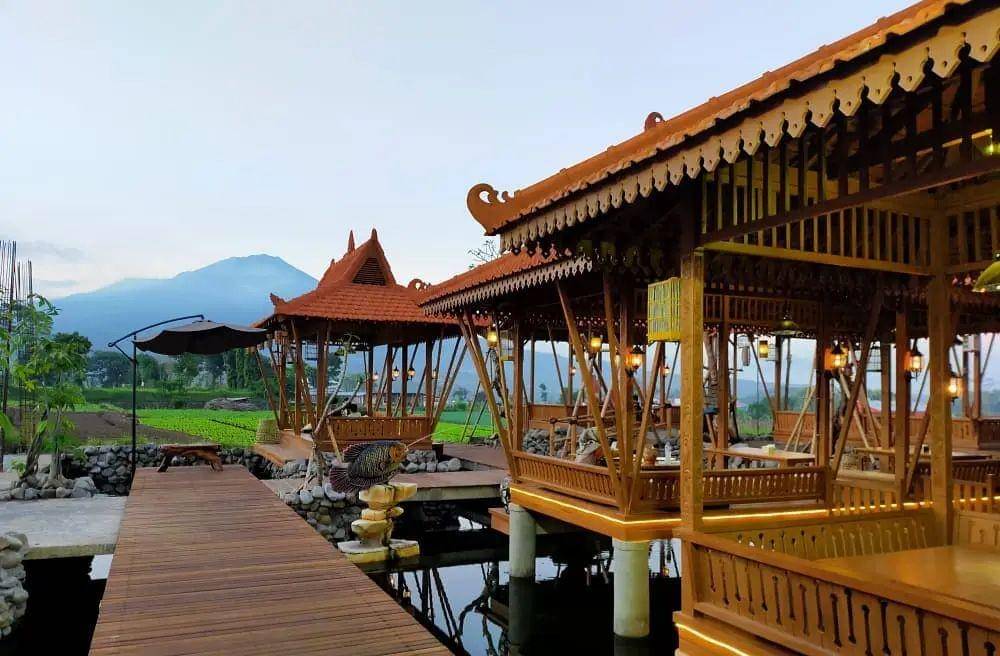 7 Tempat Wisata Kuliner Batu, Cocok Untuk Makan Bareng Keluarga