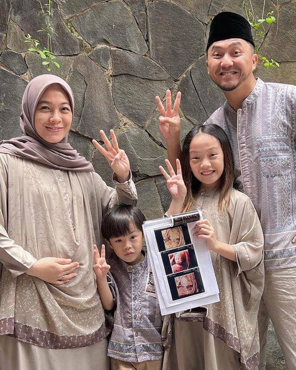 Instagram.com/dianayulestari