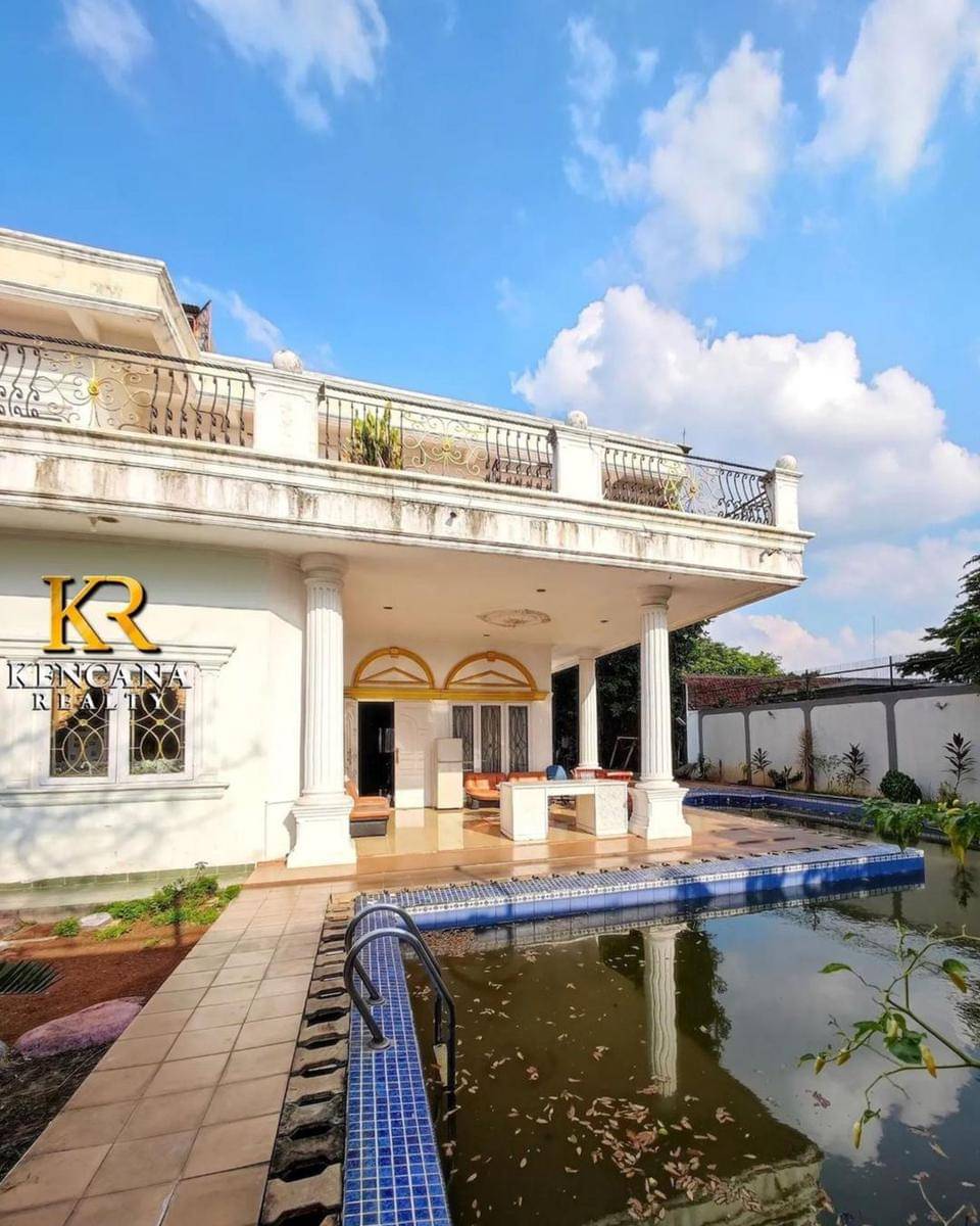 Instagram.com/properti_lyfe