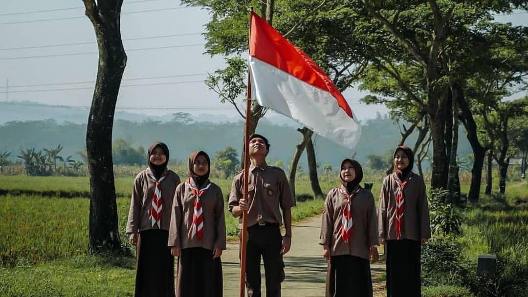 Instagram/Batang Spot